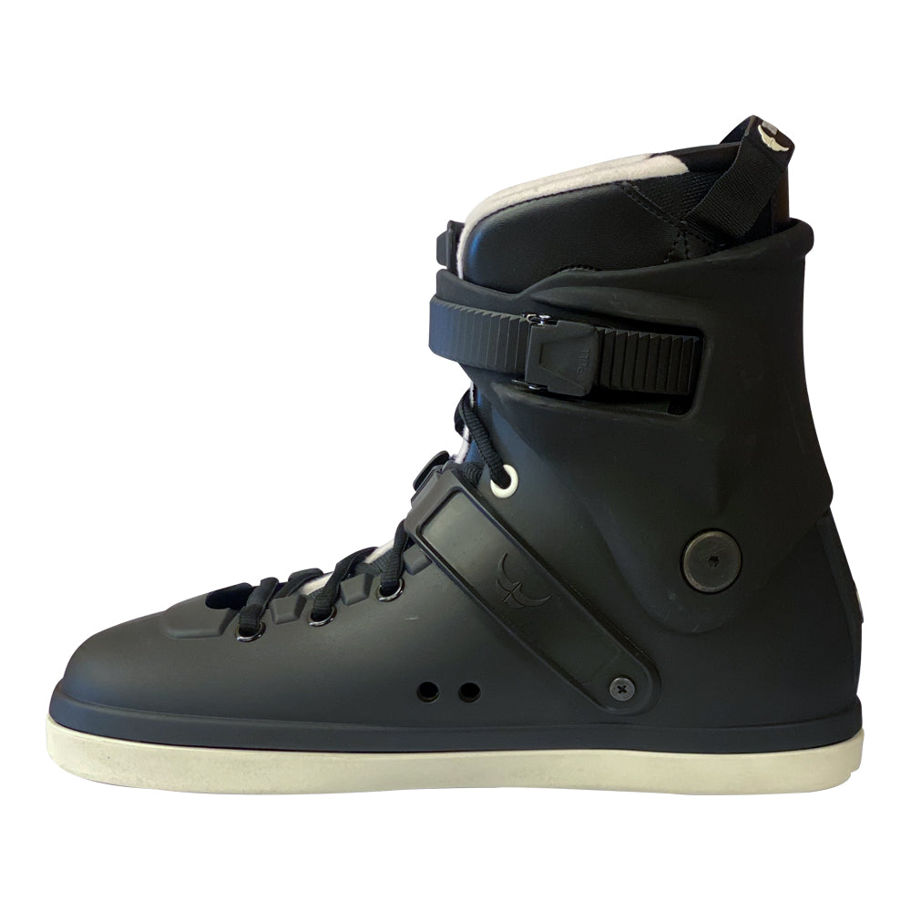 Bota Razors Cosmo Black
